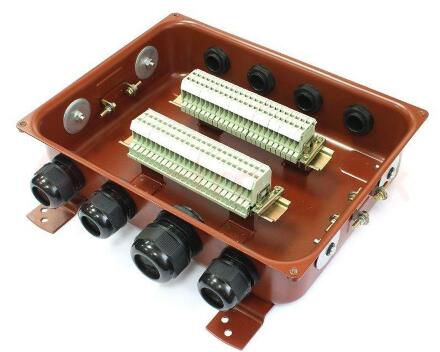 Коробка монтажная КМ 65-40 У2 пластиковый ввод  IP54